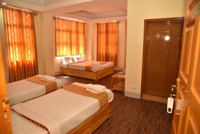 Hotel City Palace Inn Shillong Exterior photo